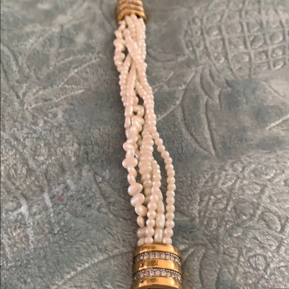 Freshwater pearl bracelet